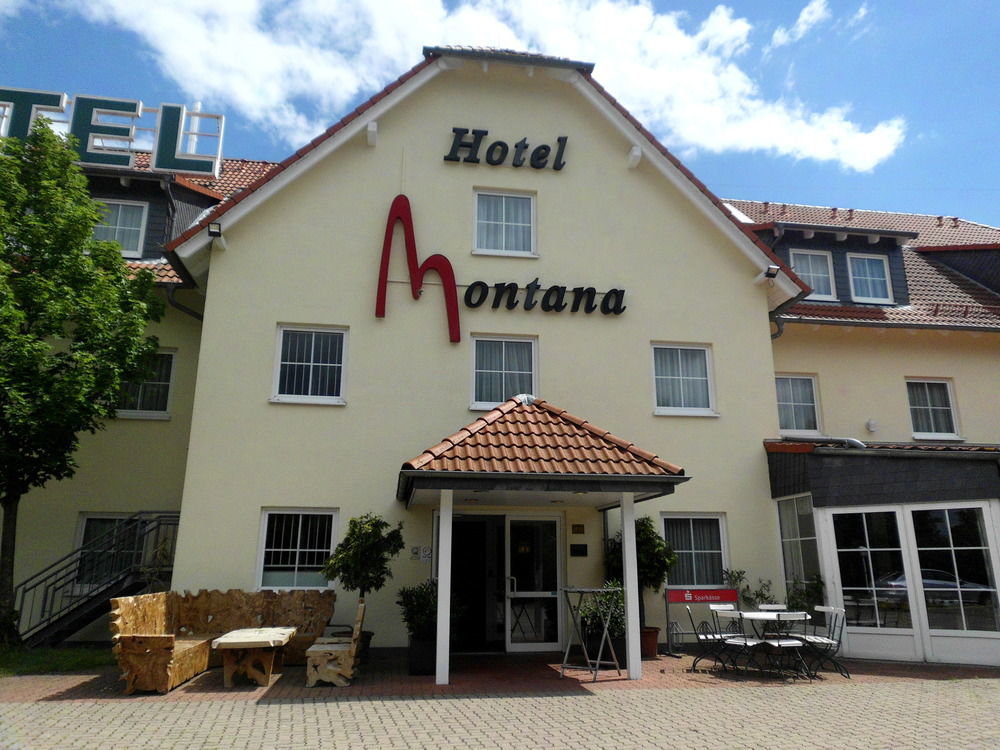 Hotel Montana Lauenau المظهر الخارجي الصورة