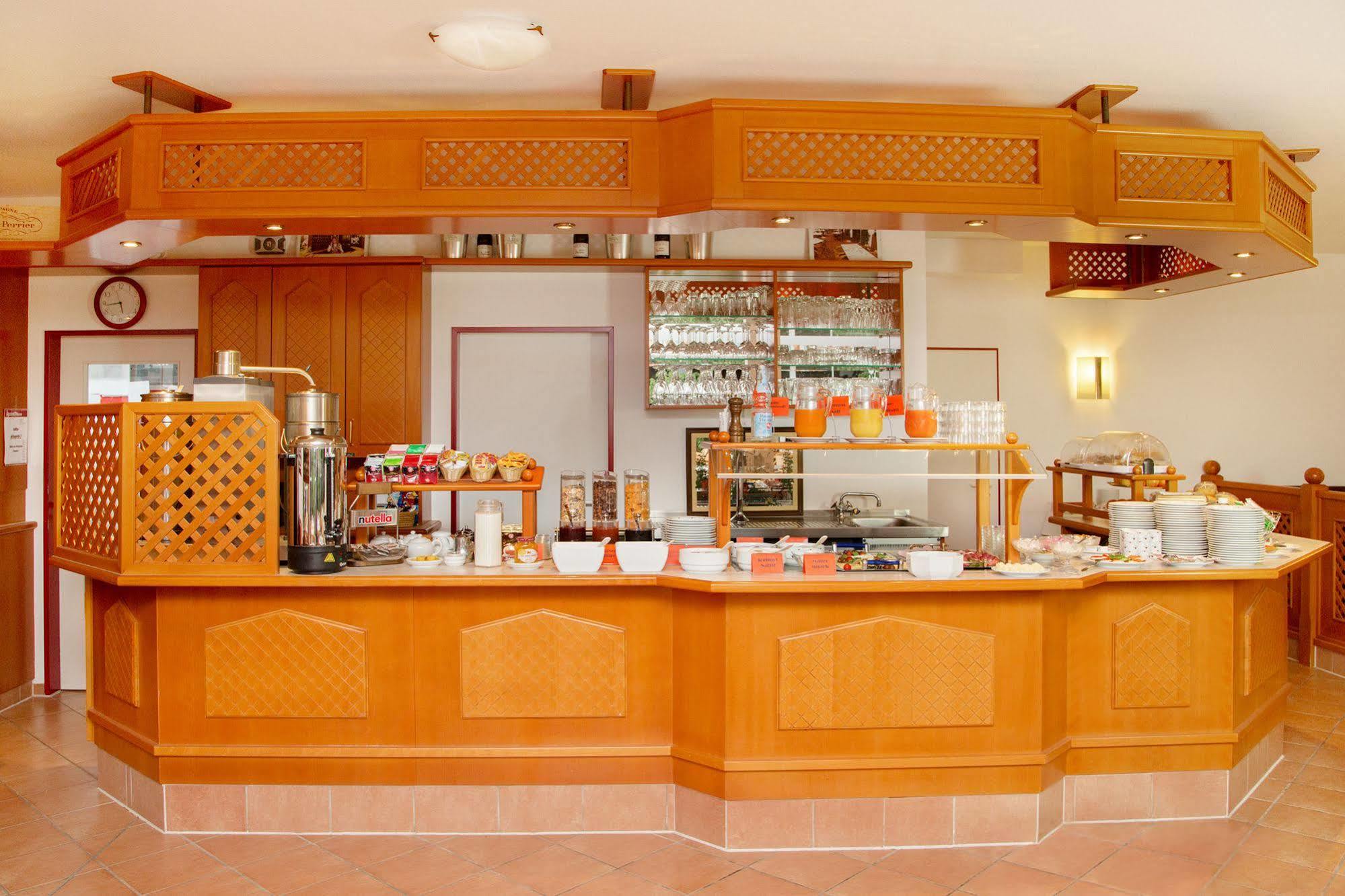 Hotel Montana Lauenau المظهر الخارجي الصورة