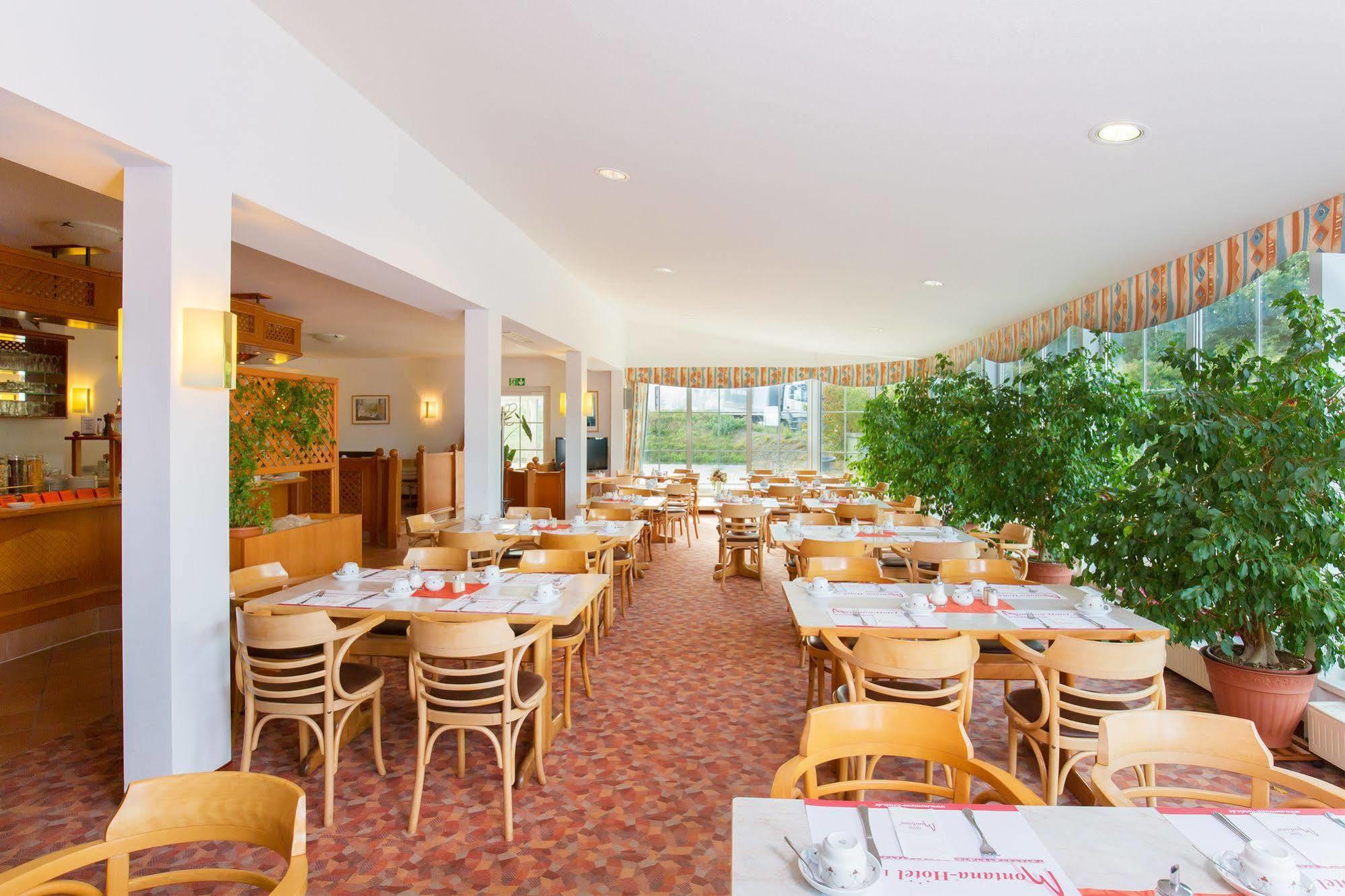 Hotel Montana Lauenau المظهر الخارجي الصورة